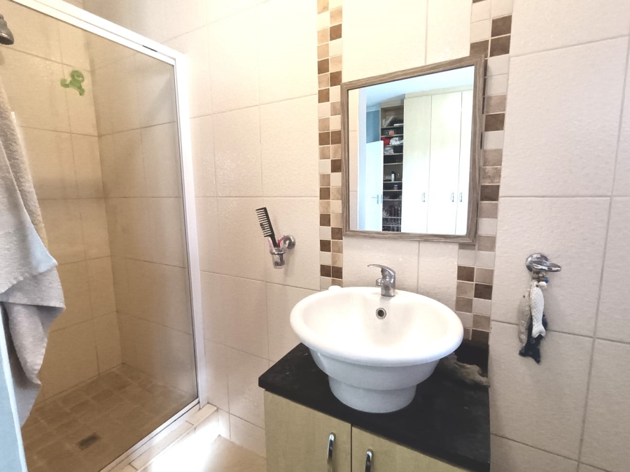 2 Bedroom Property for Sale in Parsonsvlei Eastern Cape